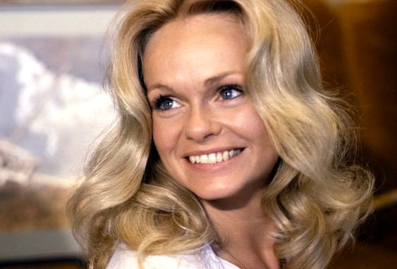 Lynda Day George Height Weight Shoe Size Body Measurements