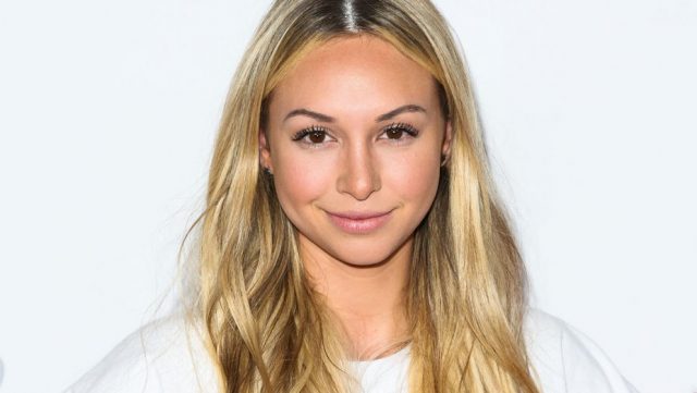 Corinne Olympios Height Weight Shoe Size Body Measurements