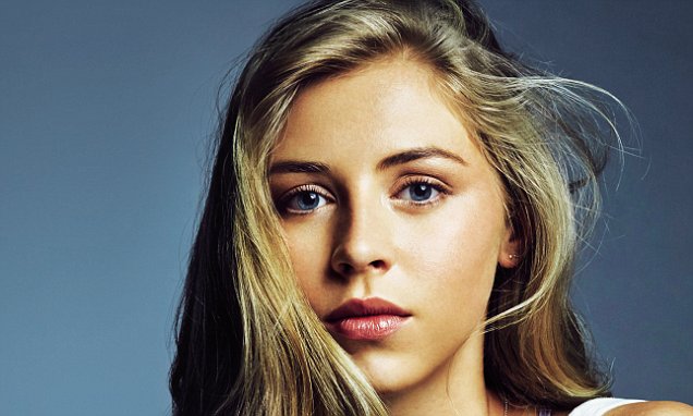 Hermione Corfield Height Weight Shoe Size Body Measurements