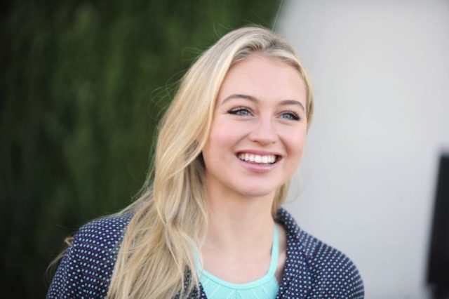 Iskra Lawrence Height Weight Shoe Size Body Measurements
