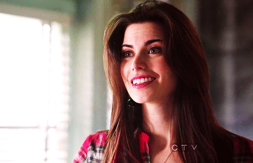 Meghan Ory Height Weight Shoe Size Body Measurements