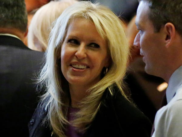 Monica Crowley Height Weight Shoe Size Body Measurements