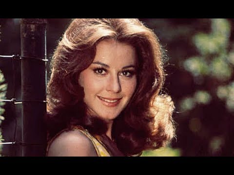 Sherry Jackson Height Weight Shoe Size Body Measurements