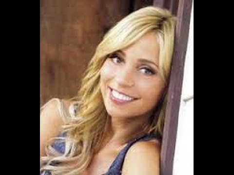 Tara Strong Height Weight Shoe Size Body Measurements