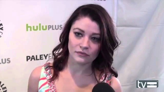 Emilie de Ravin Height Weight Shoe Size Body Measurements