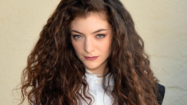 Lorde Height Weight Shoe Size Body Measurements