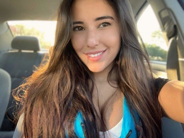 Angie Varona Height Weight Shoe Size Body Measurements