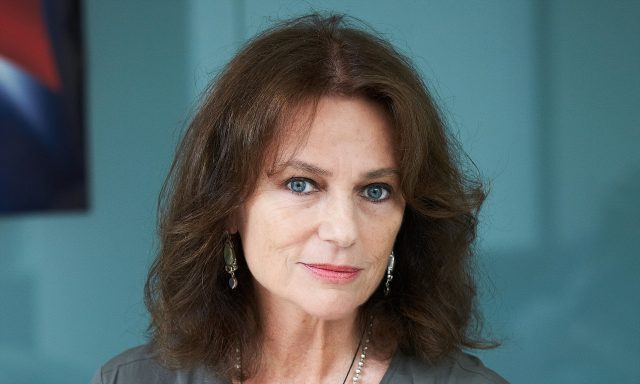 Jacqueline Bisset Height Weight Shoe Size Body Measurements
