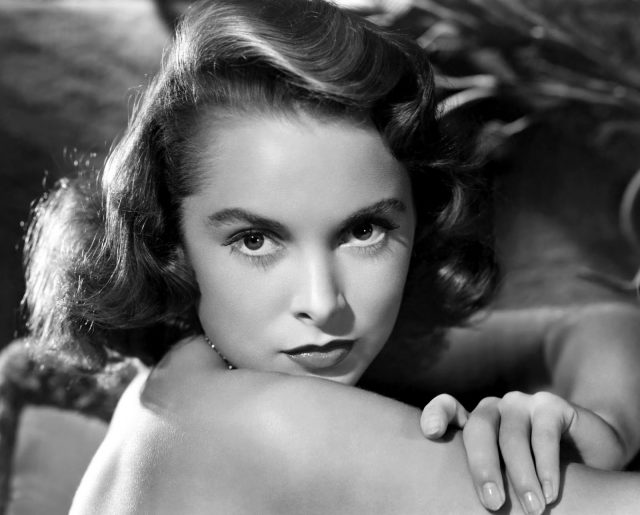 Janet Leigh Height Weight Shoe Size Body Measurements