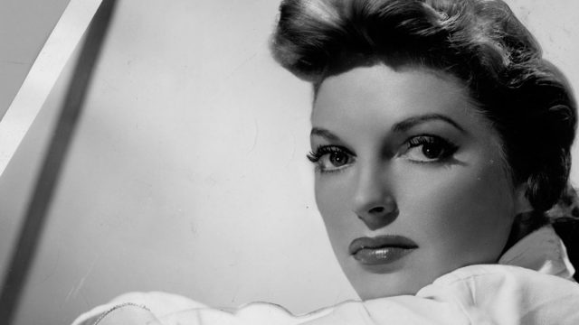 Julie London Height Weight Shoe Size Body Measurements