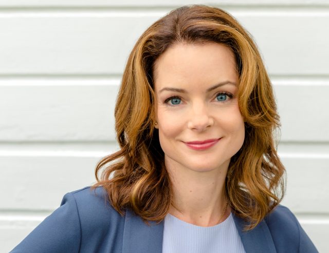 Kimberly Williams-Paisley Height Weight Shoe Size Body Measurements