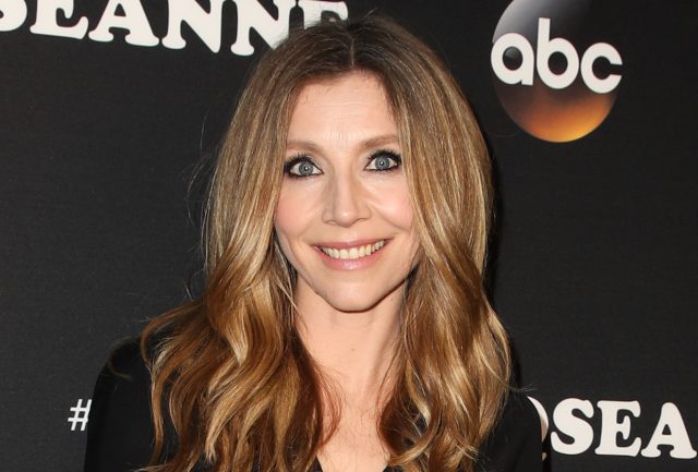 Sarah Chalke Height Weight Shoe Size Body Measurements