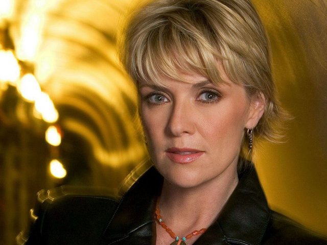 Amanda Tapping Height Weight Shoe Size Body Measurements