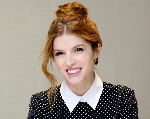 Anna Kendrick Height Weight Shoe Size Body Measurements