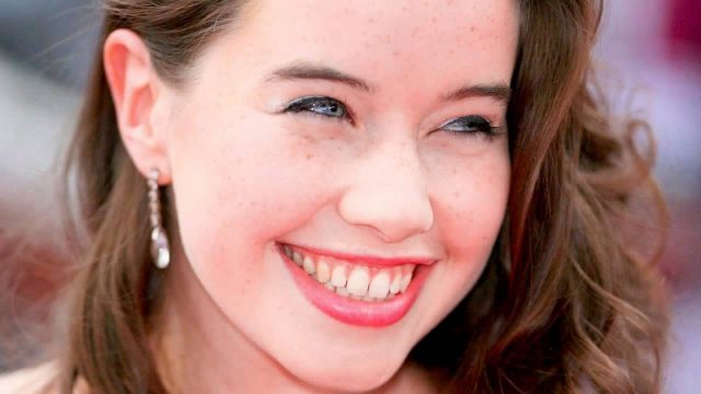 Anna Popplewell Height Weight Shoe Size Body Measurements