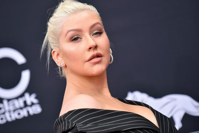 Christina Aguilera Height Weight Shoe Size Body Measurements