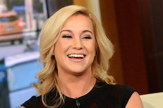 Kellie Pickler Height Weight Shoe Size Body Measurements