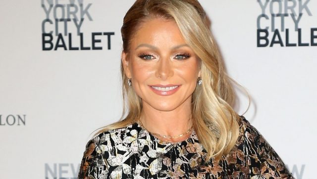 Kelly Ripa Height Weight Shoe Size Body Measurements