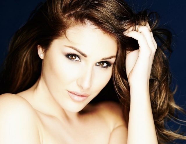 Lucy Pinder Height Weight Shoe Size Body Measurements