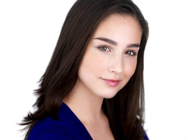 Molly Ephraim Height Weight Shoe Size Body Measurements