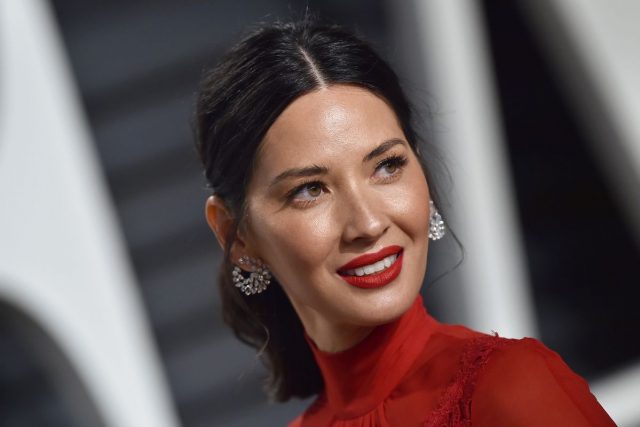 Olivia Munn Height Weight Shoe Size Body Measurements