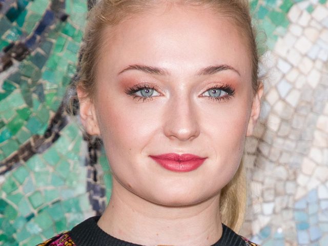 Sophie Turner Height Weight Shoe Size Body Measurements