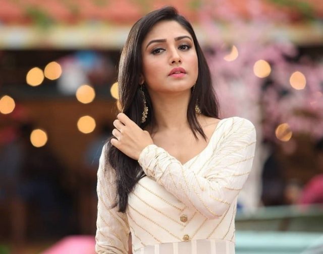 Donal Bisht Height Weight Shoe Size Body Measurements
