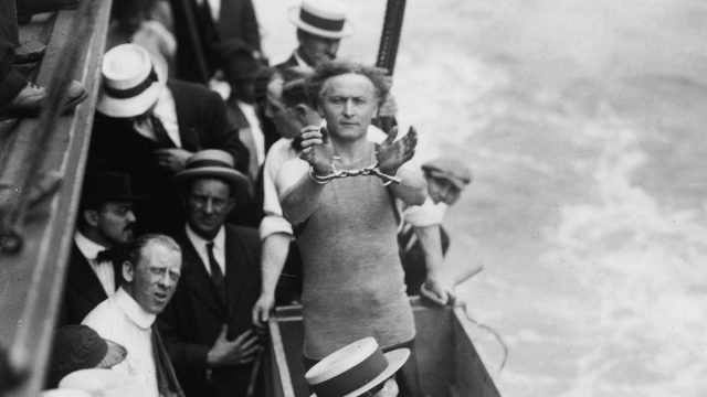 Harry Houdini Height Weight Shoe Size Body Measurements