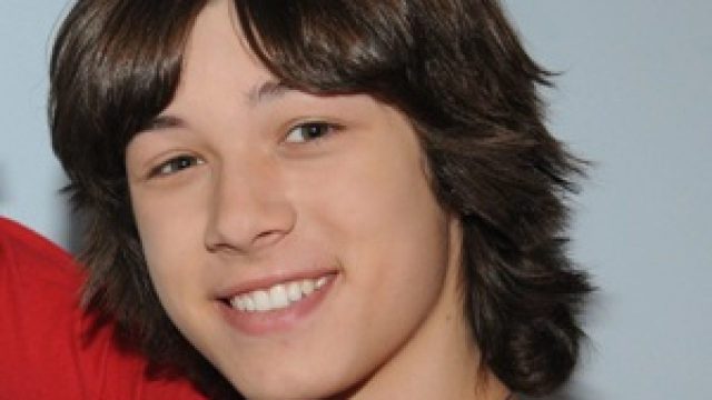 Leo Howard Height Weight Shoe Size Body Measurements