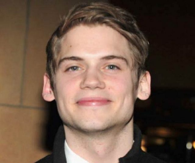 Tony Oller Height Weight Shoe Size Body Measurements