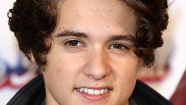 Bradley Simpson Height Weight Shoe Size Body Measurements