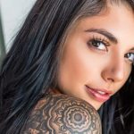 Gina Valentina Height Weight Shoe Size Body Measurements