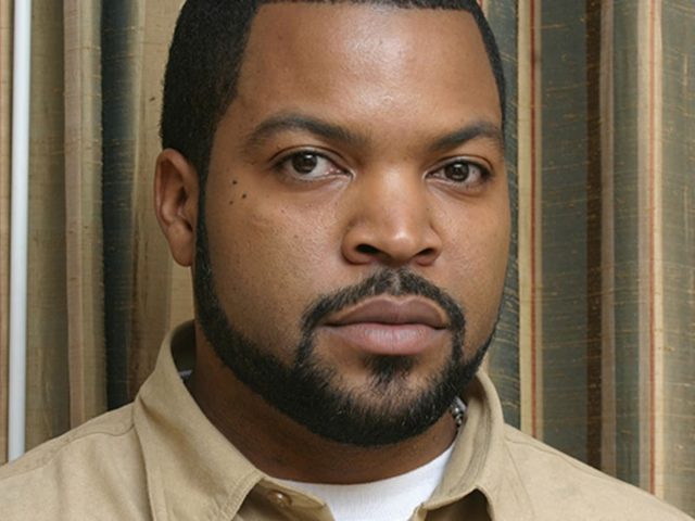 Ice Cube Height Weight Shoe Size Body Measurements