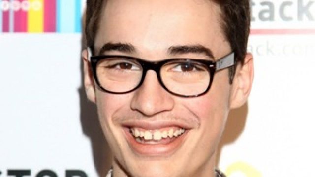 Joey Bragg Height Weight Shoe Size Body Measurements