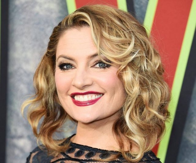 Madchen Amick Height Weight Shoe Size Body Measurements