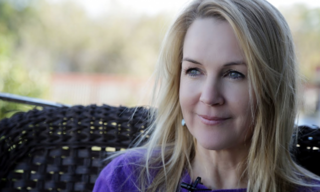 Renee O’Connor Height Weight Shoe Size Body Measurements