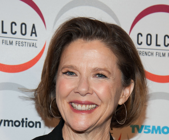 Annette Bening Height Weight Body Measurements