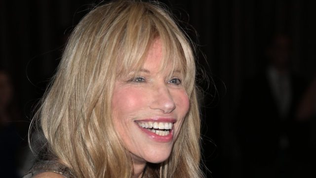 Carly Simon Height Weight